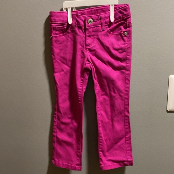 “WORN ONCE” GIRLS PANTS SIZE 4! IN EXCELLENT CONDITION! SMOKE FREE HOME! - Picture 2 of 3